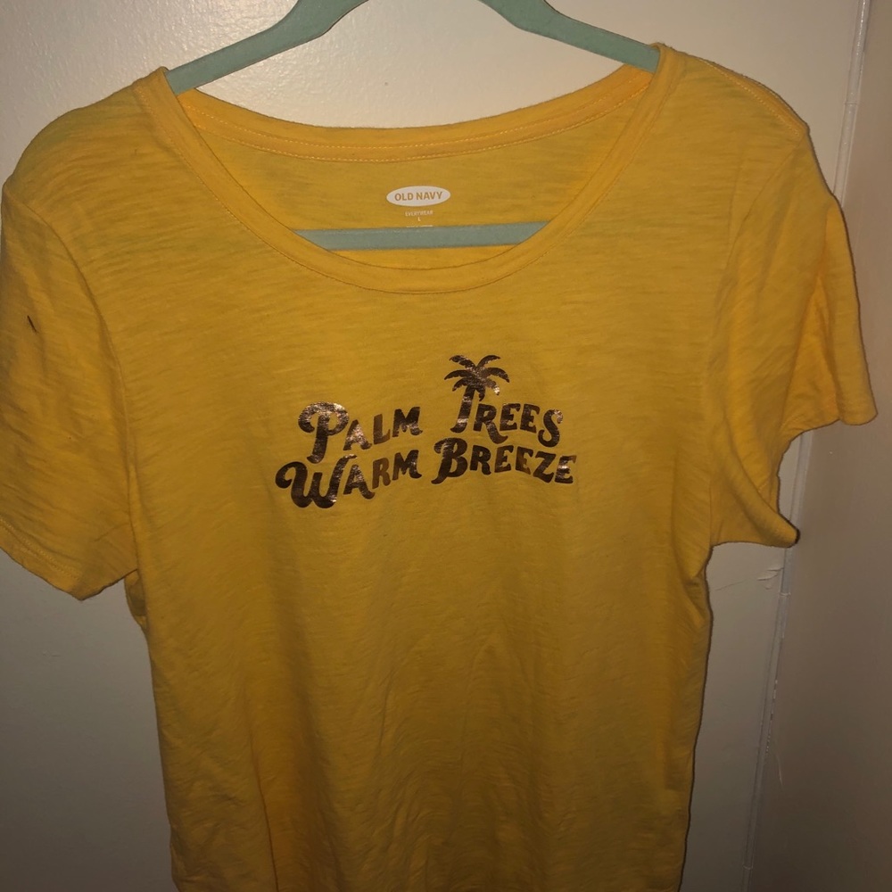 Graphic tee